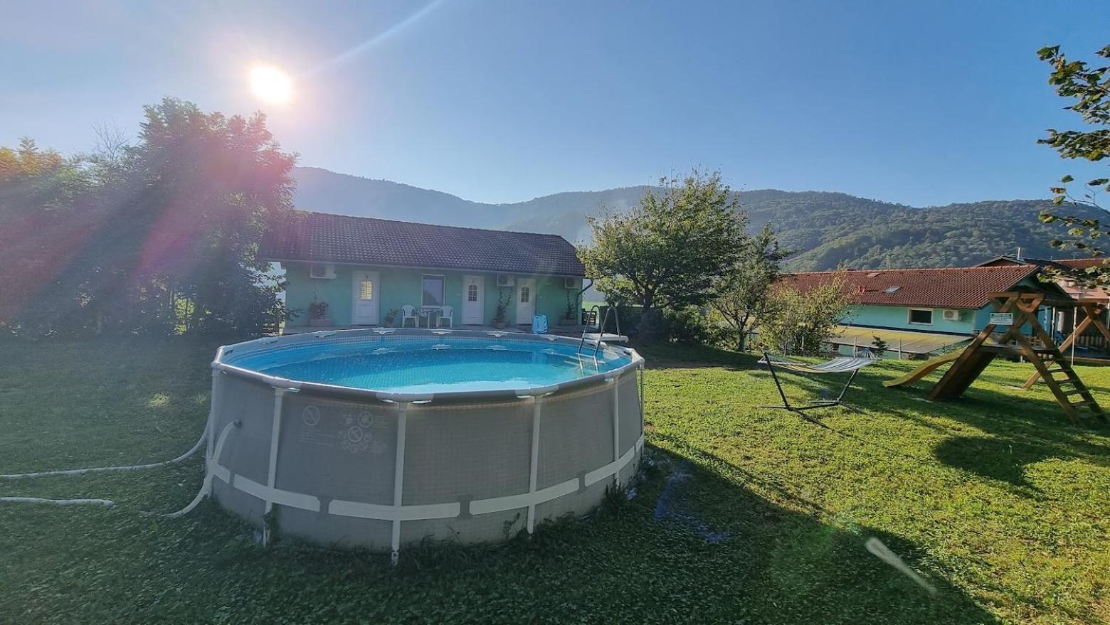 Apartma Patricija - Big Apartment For 6 Tolmin Luaran gambar