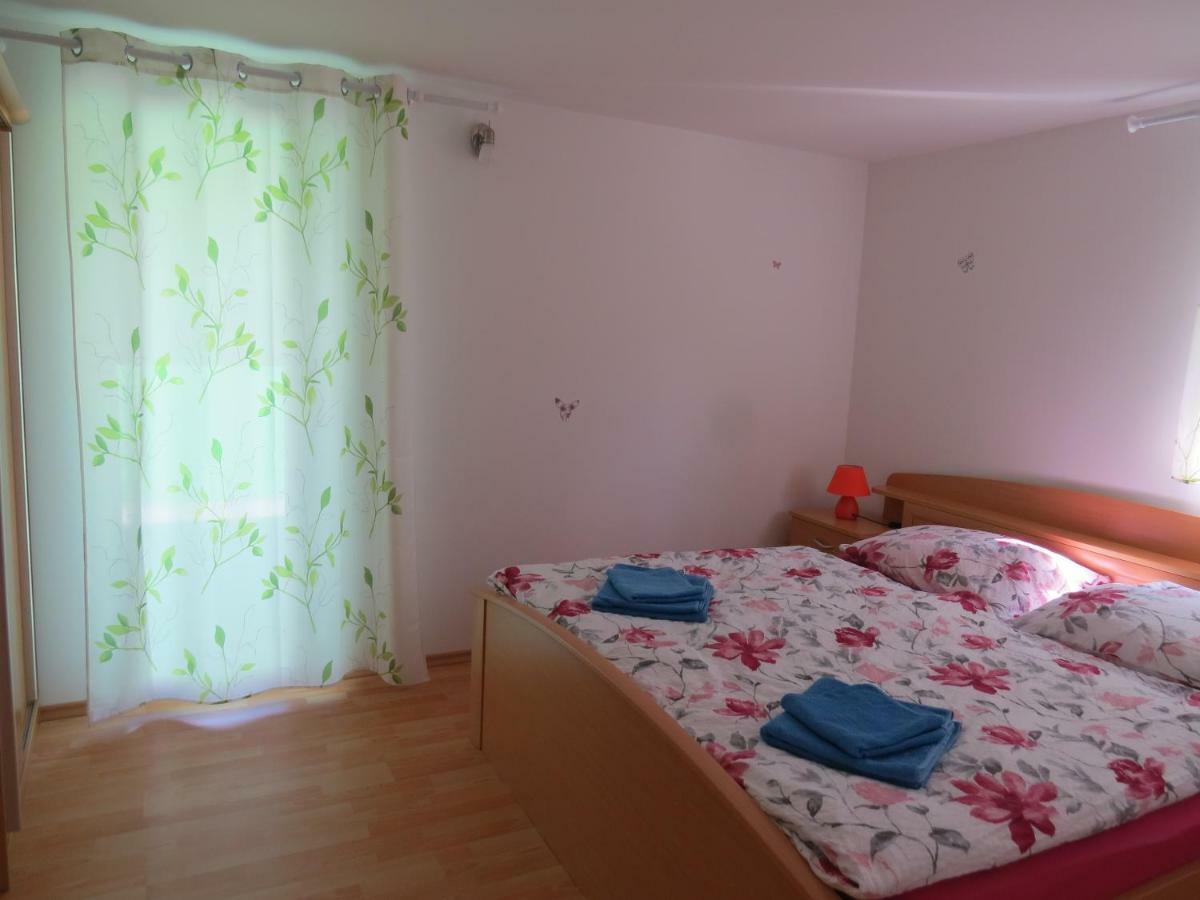 Apartma Patricija - Big Apartment For 6 Tolmin Luaran gambar