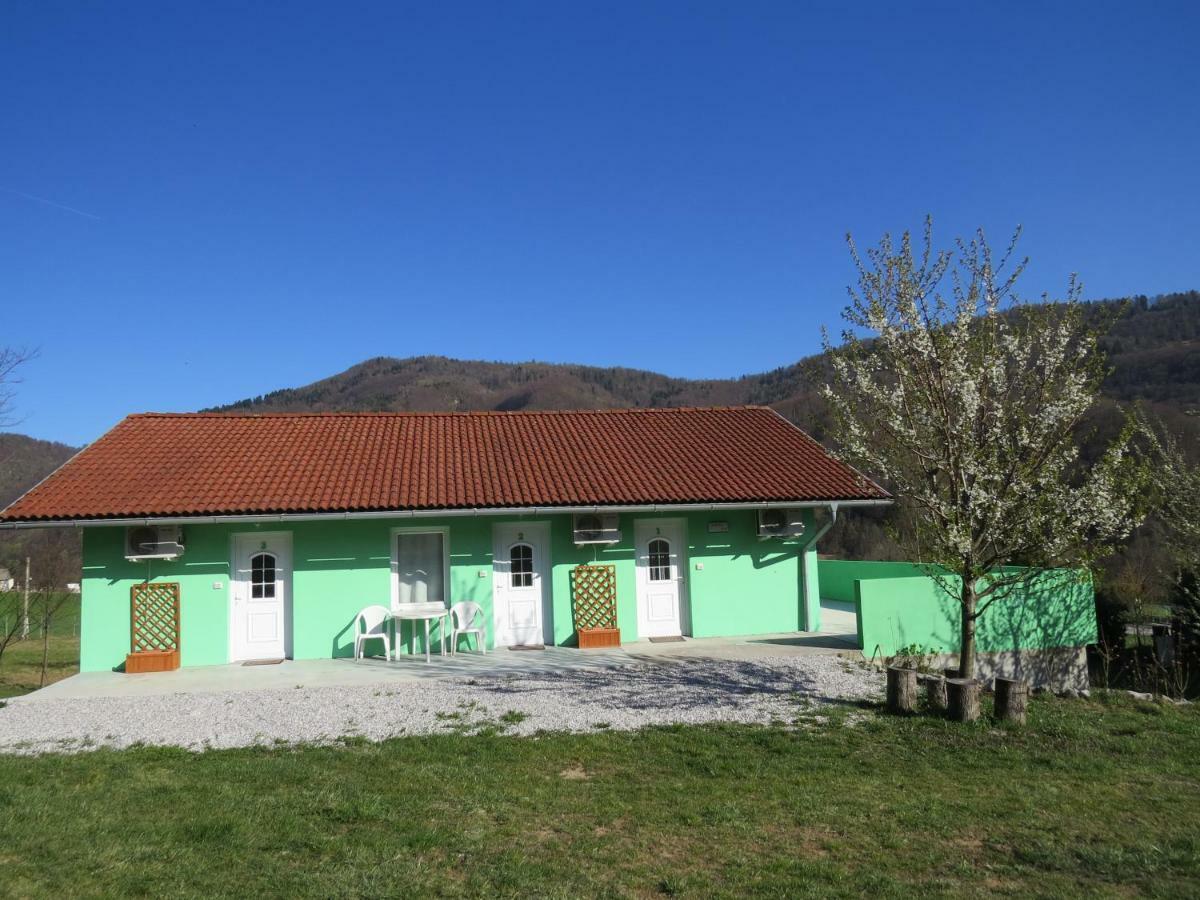 Apartma Patricija - Big Apartment For 6 Tolmin Luaran gambar
